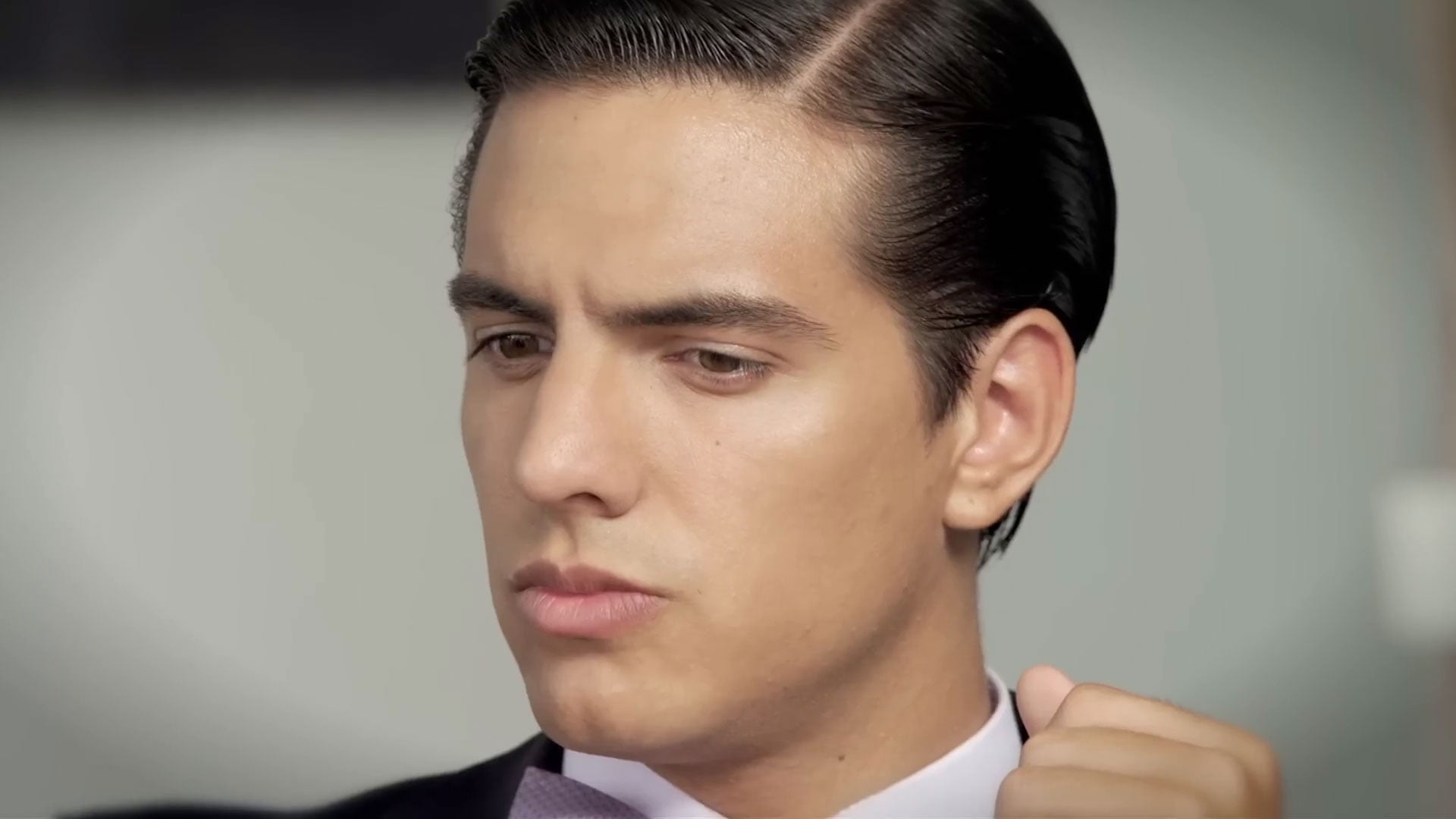 foto gossip girl acapulco vadhir derbez es max zaga