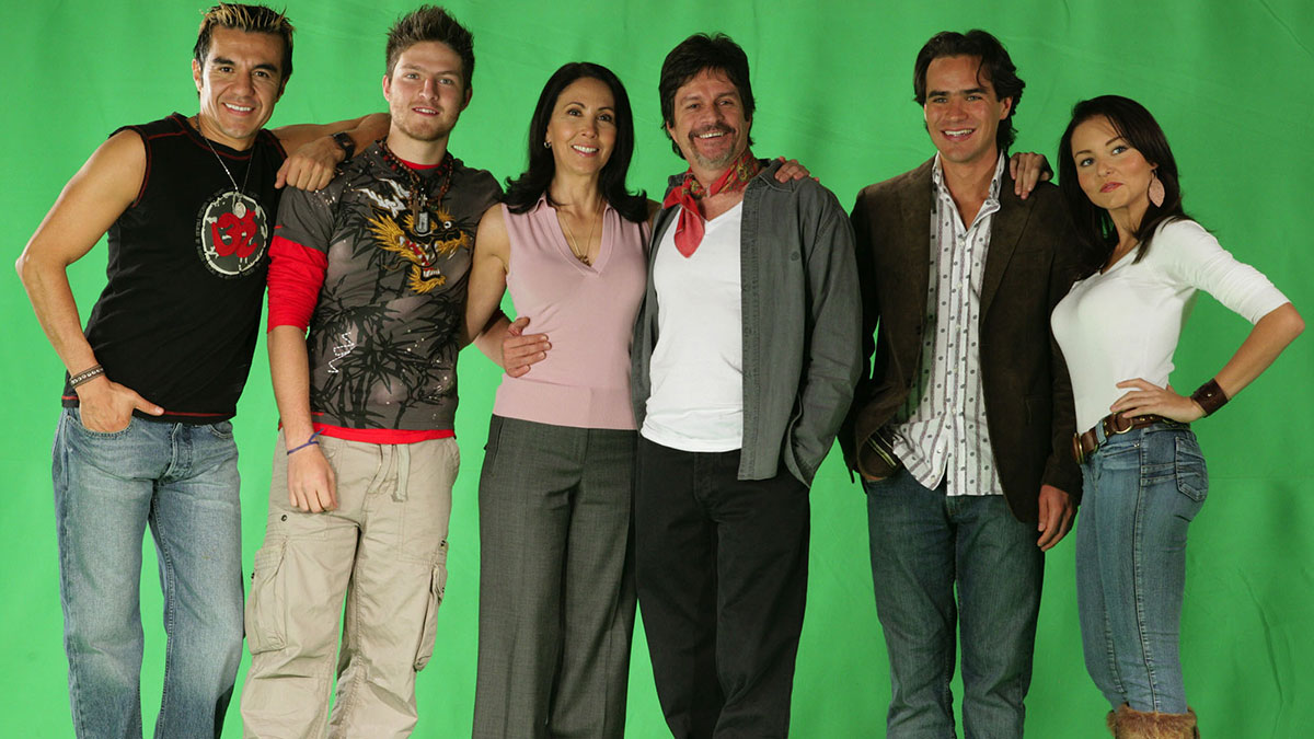 conoce los personajes telenovela alma de hierro