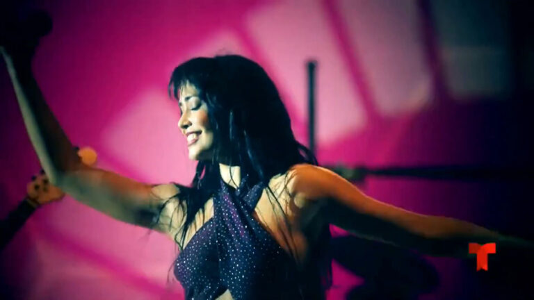 posters serie el secreto de selena